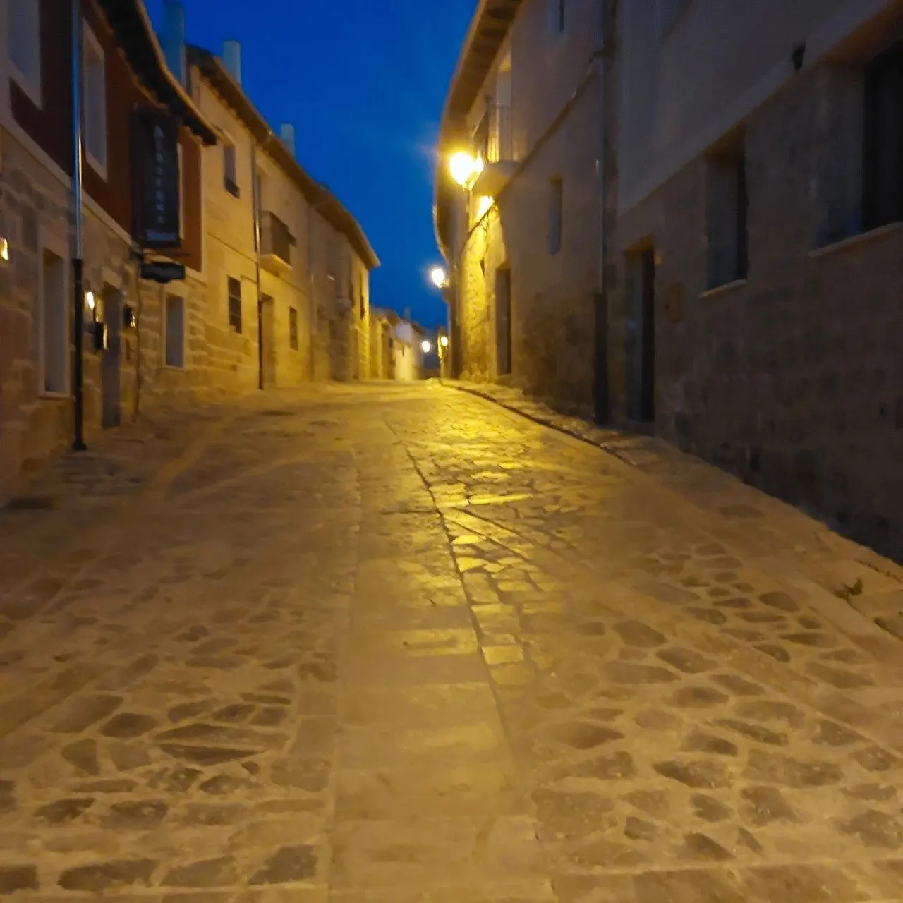 7_dgbUd018svcvtzz680bd4wc_bc1i52.jpg?type=e1920_std