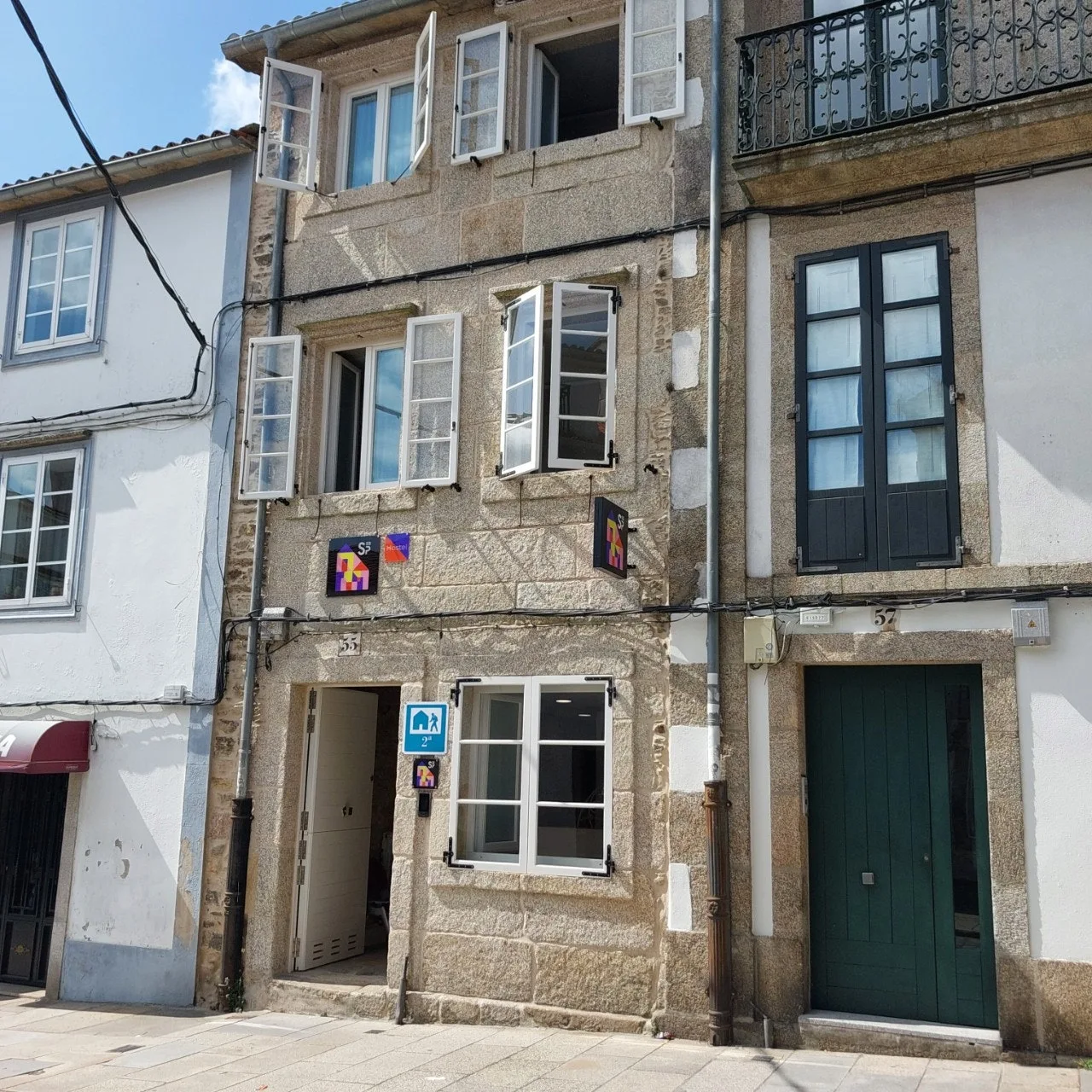 3_b1eUd018svcm5syj40fcgrj_bc1i52.jpg?type=e1920_std