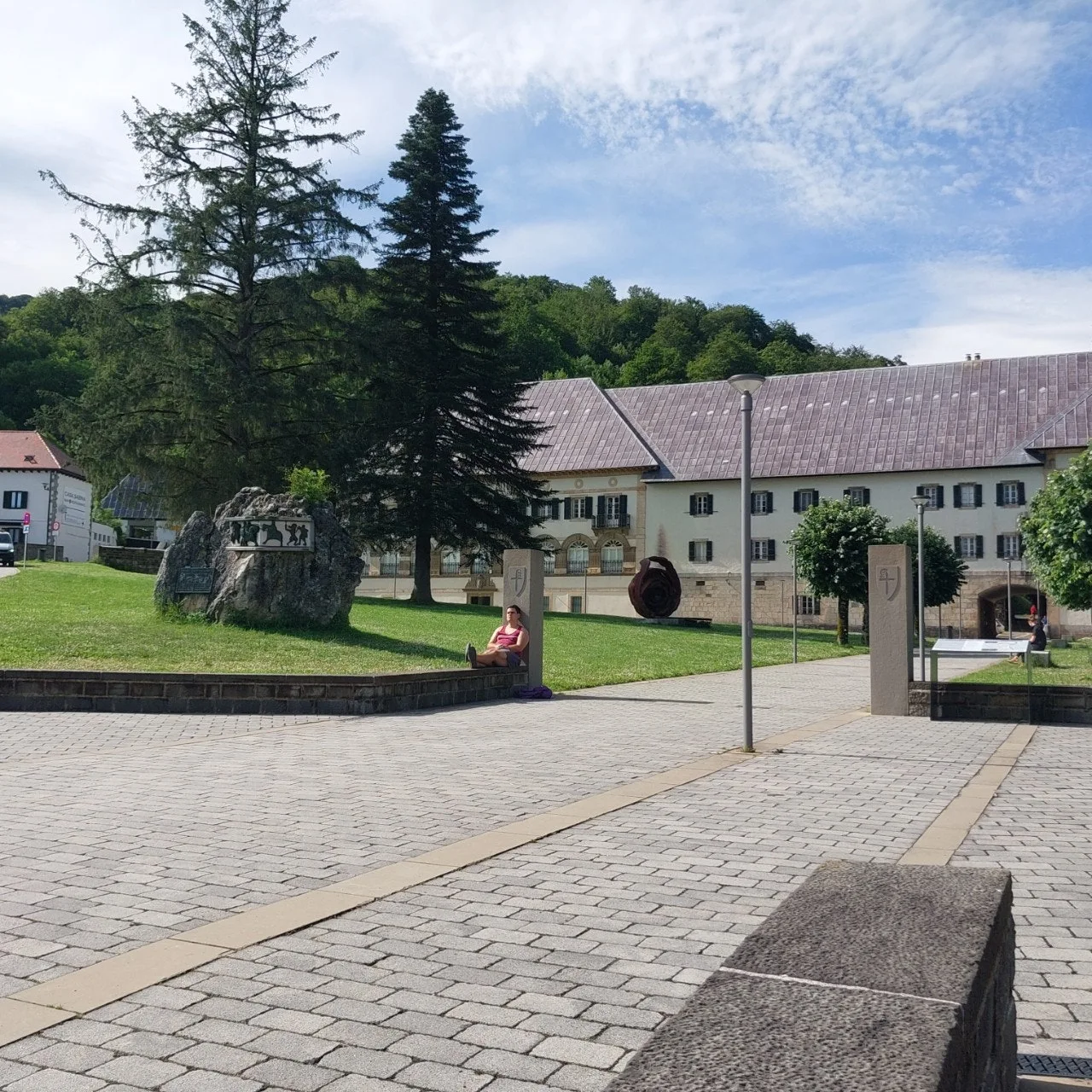 2_gbgUd018svc18ykjdqbownel_bc1i52.jpg?type=e1920_std