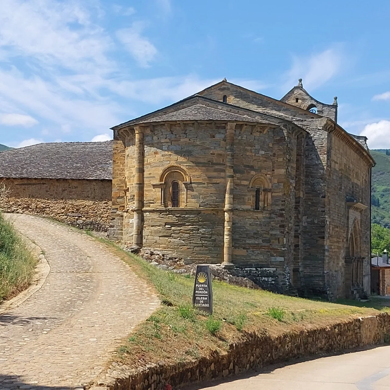 j_jh4Ud018svc7h7zjn3dmfey_bc1i52.jpg?type=e1920_std