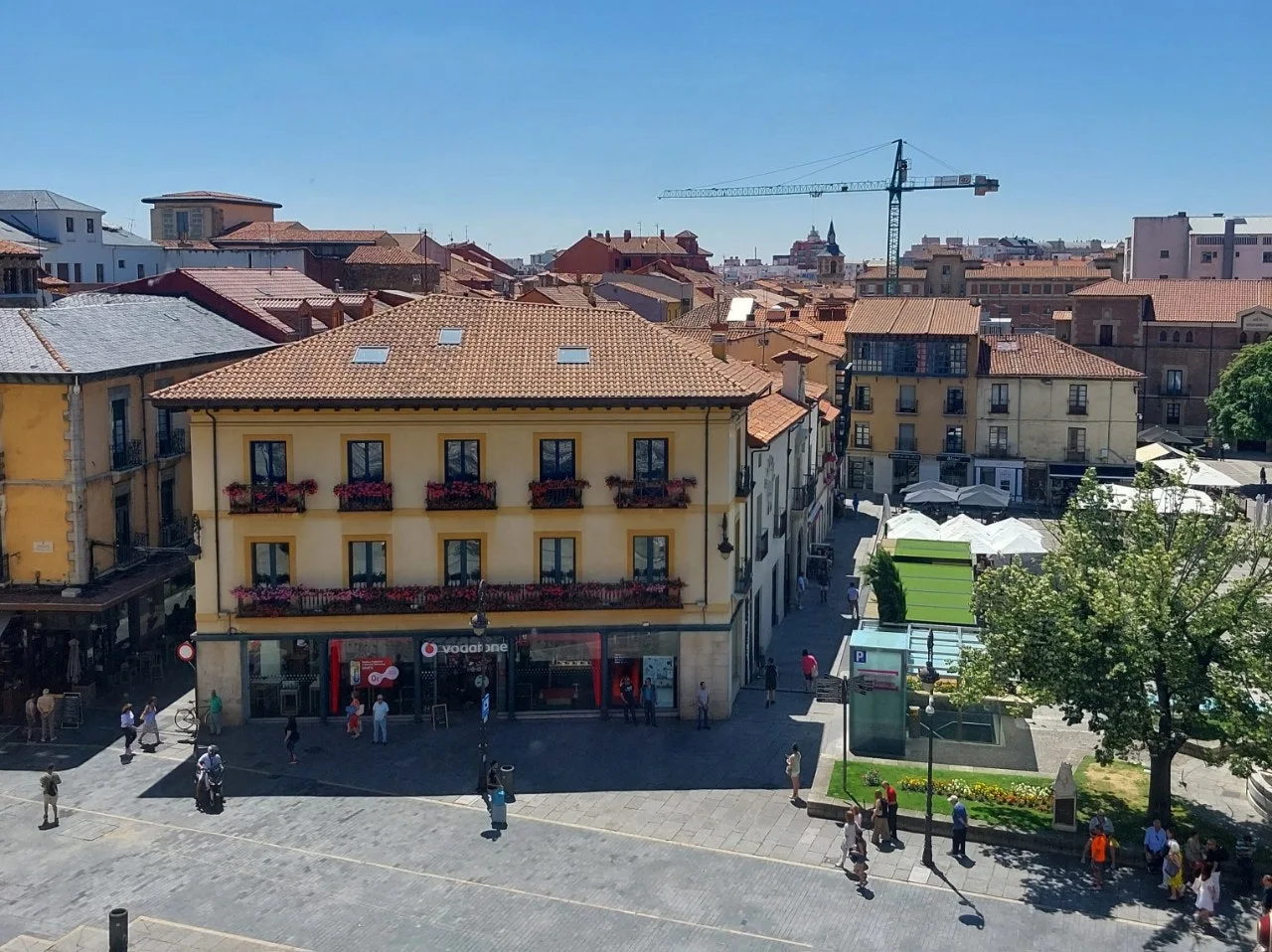 h_935Ud018svc1r8xiqnxhlra9_bc1i52.jpg?type=e1920_std