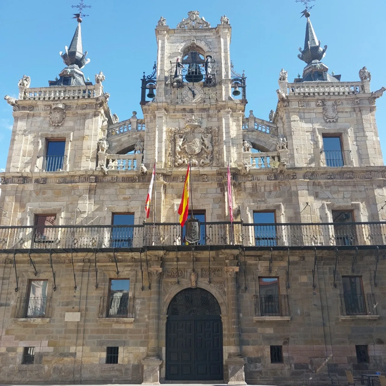 i_091Ud018svckyuwtdkcpq1q_bc1i52.jpg?type=e1920_std