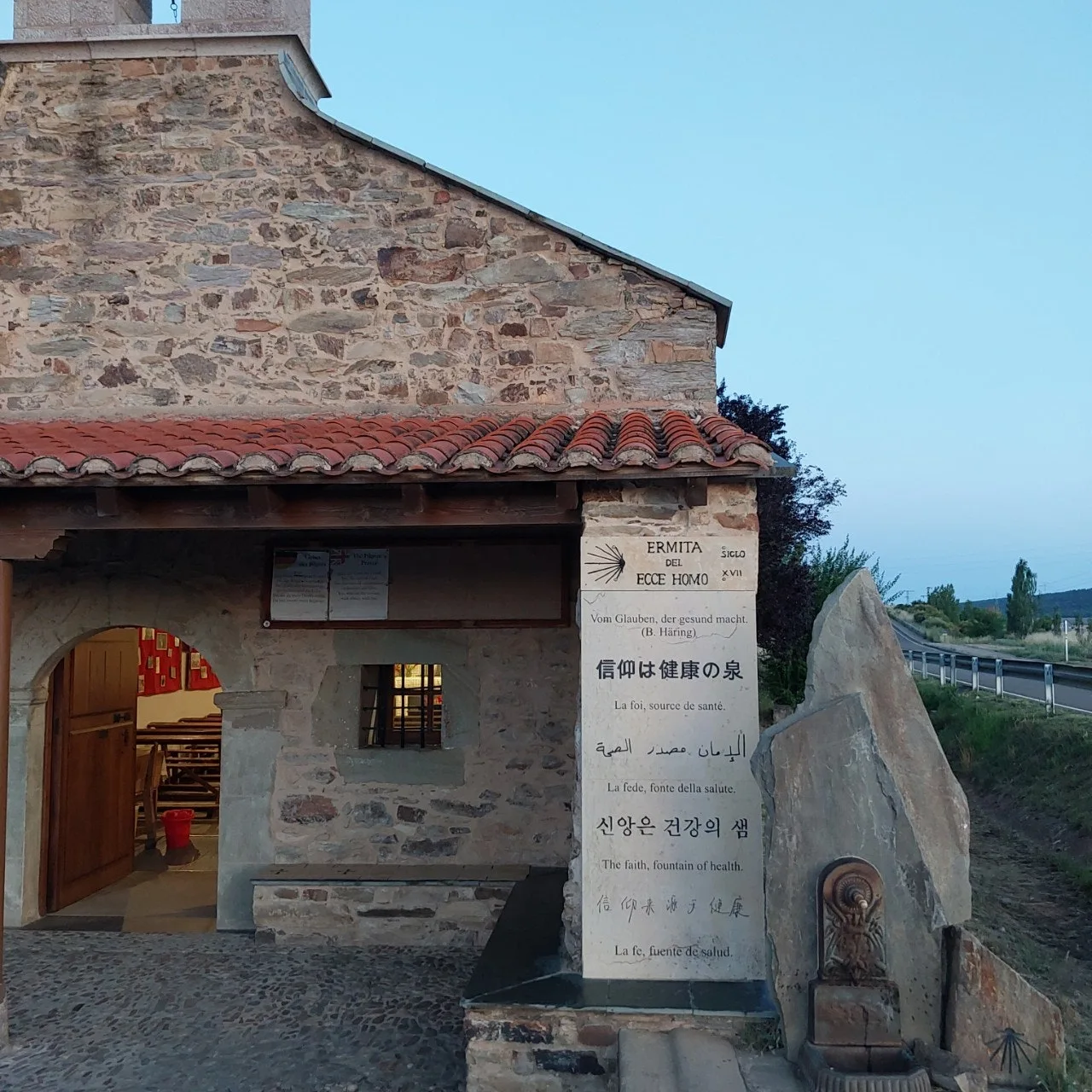 9_aa6Ud018svc1q3kpohz1vqib_bc1i52.jpg?type=e1920_std