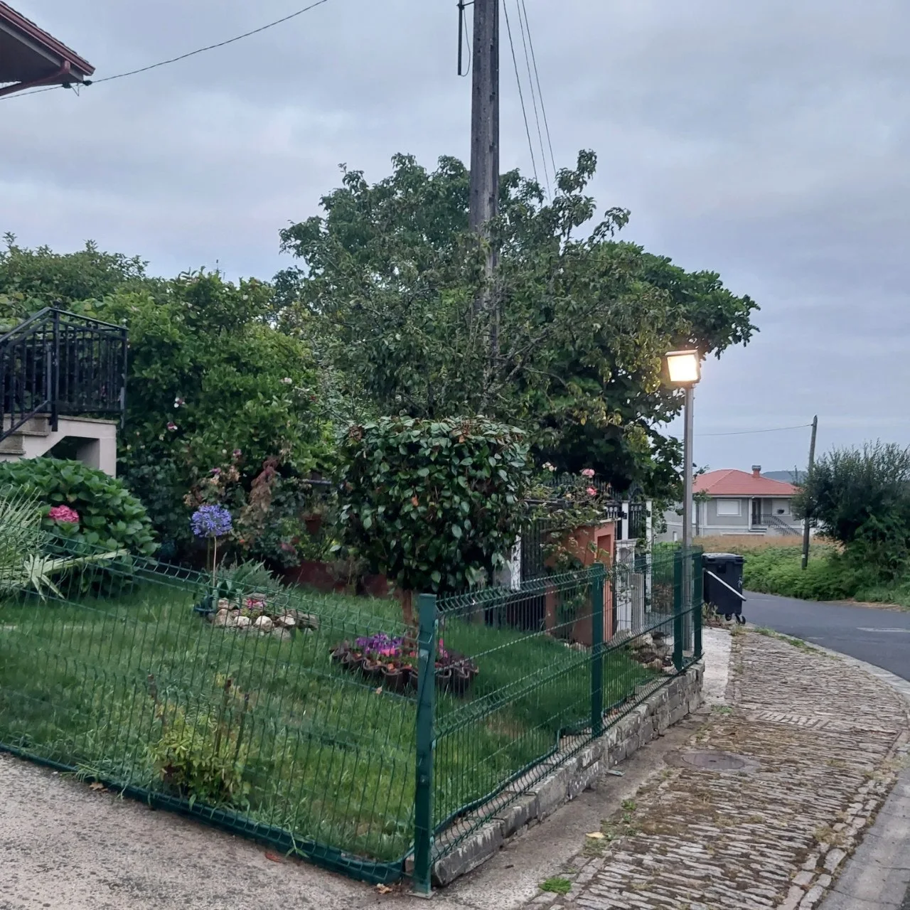 j_ed3Ud018svc1bxizo5ufoce8_bc1i52.jpg?type=e1920_std