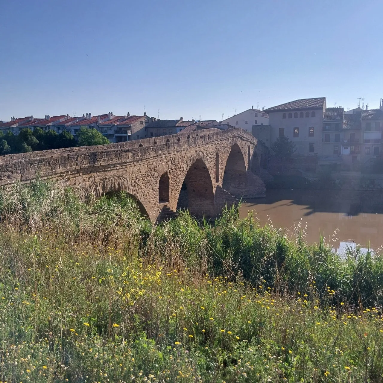 4_g5eUd018svc2sbq1jdtpnkw_bc1i52.jpg?type=e1920_std