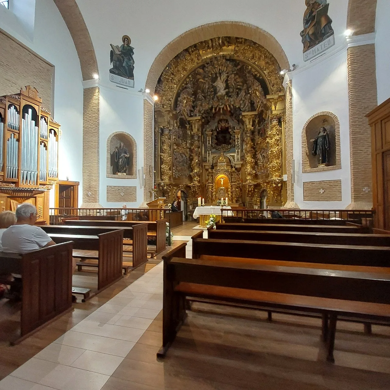 e_hfeUd018svcaff9zqfjd5cn_bc1i52.jpg?type=e1920_std