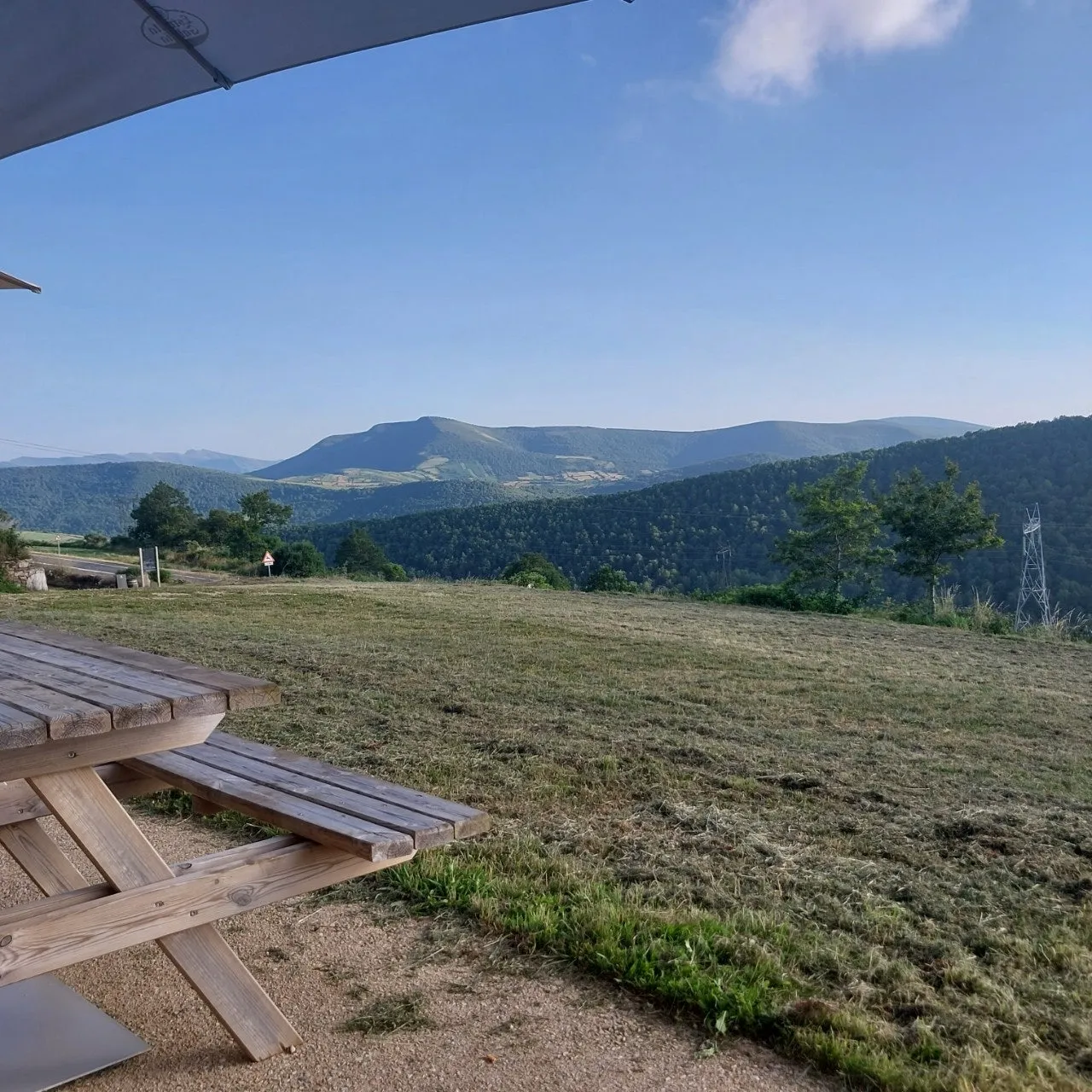 j_ecdUd018svcrjmh51916eaw_bc1i52.jpg?type=e1920_std