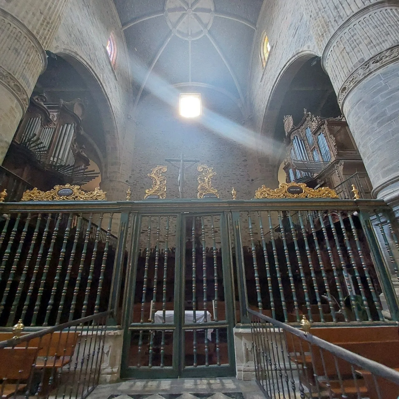 d_eh4Ud018svcocx4zergjan4_bc1i52.jpg?type=e1920_std