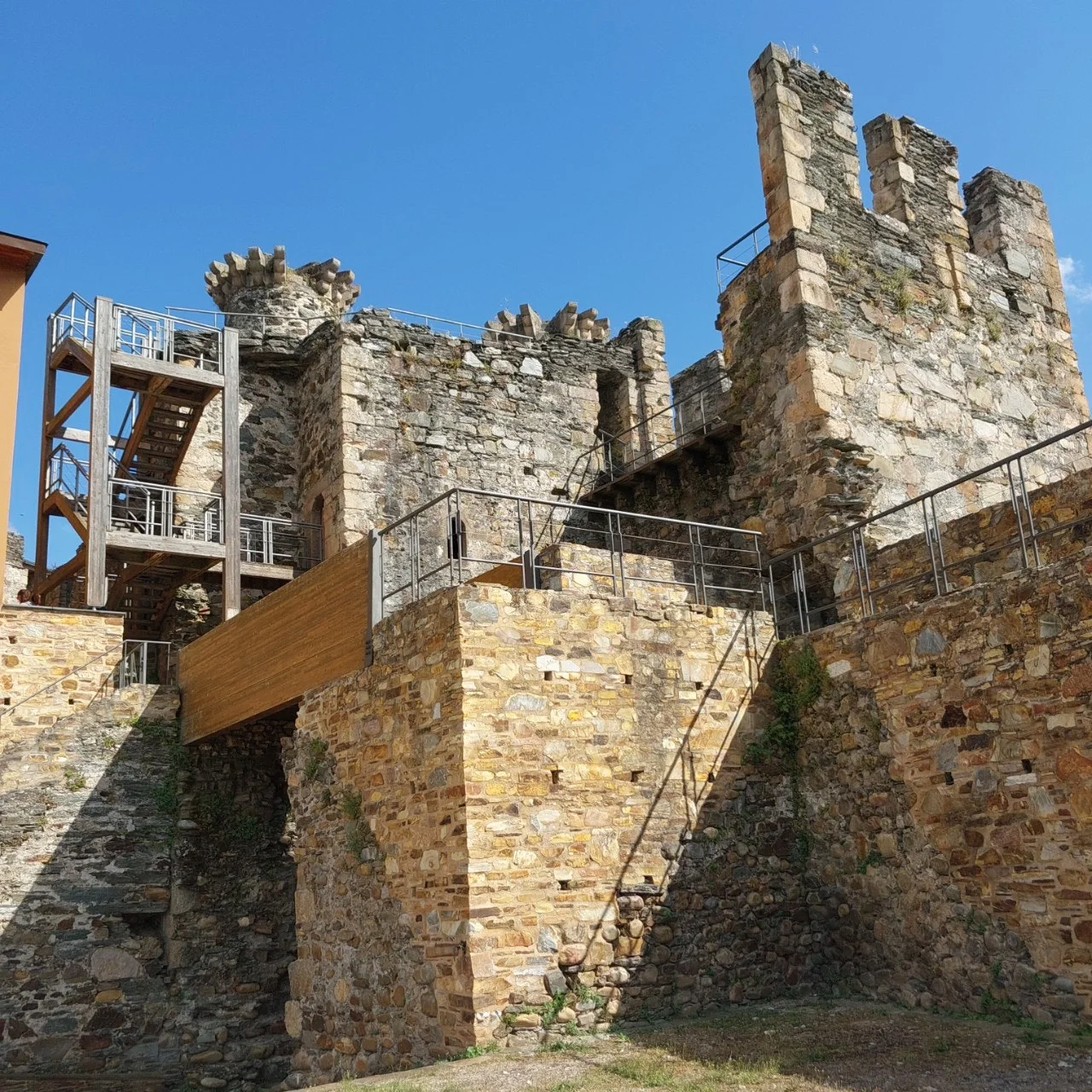 6_cabUd018svc14ci2b482z04z_bc1i52.jpg?type=e1920_std