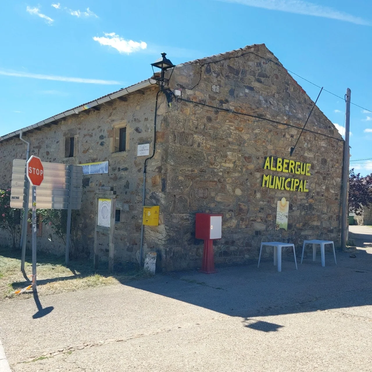 a_9a6Ud018svcq1nhm6b2iztb_bc1i52.jpg?type=e1920_std