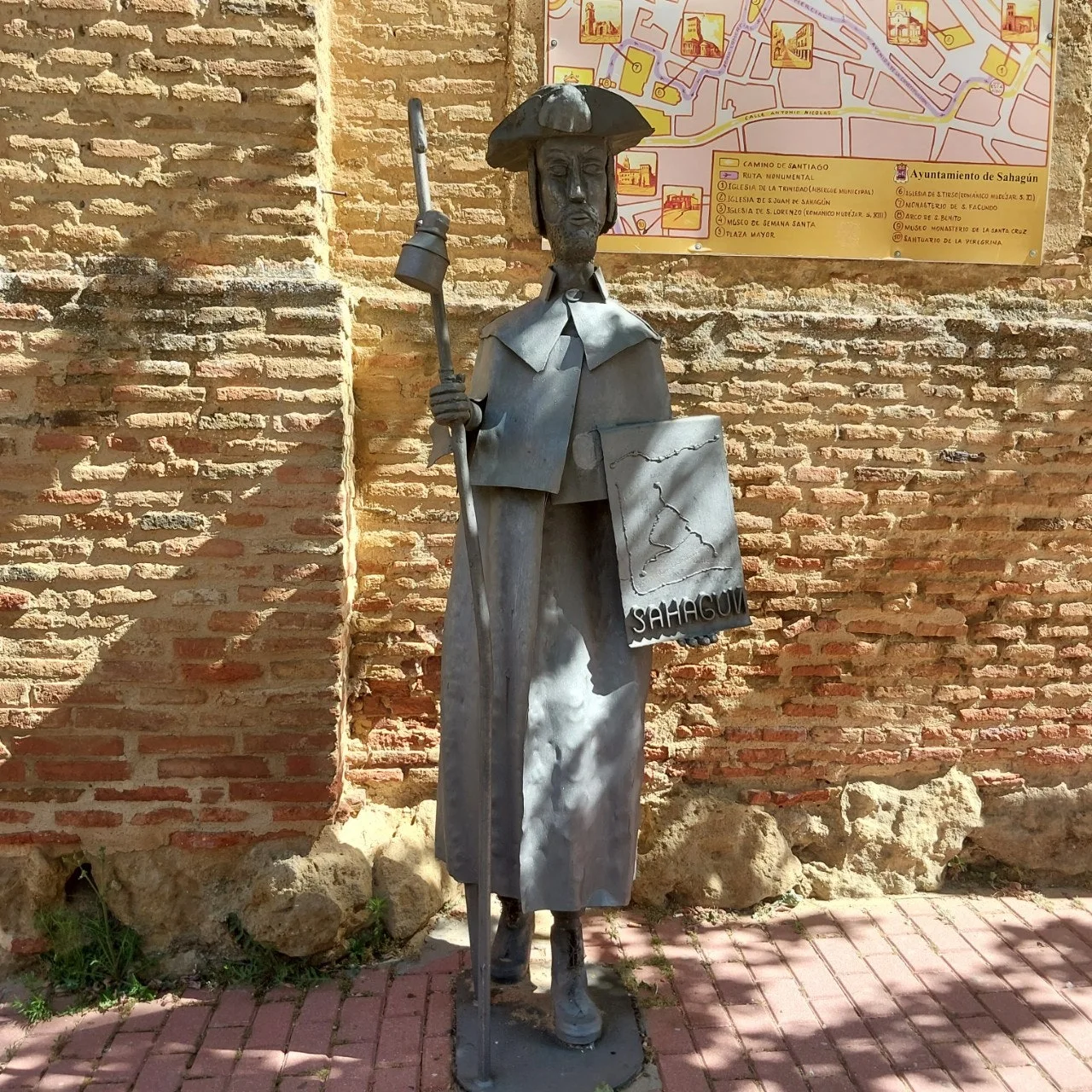 4_8bhUd018svcy182mskb1tg_bc1i52.jpg?type=e1920_std