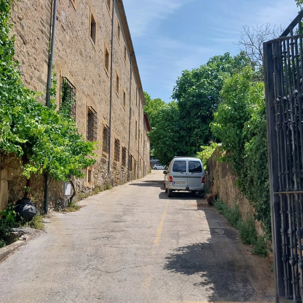 6_9h4Ud018svcxzf4v5ljp1uu_bc1i52.jpg?type=e1920_std