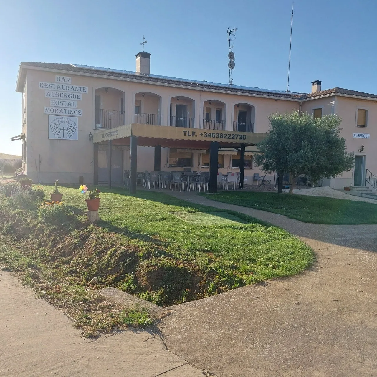 6_8bhUd018svcgc200klwoico_bc1i52.jpg?type=e1920_std