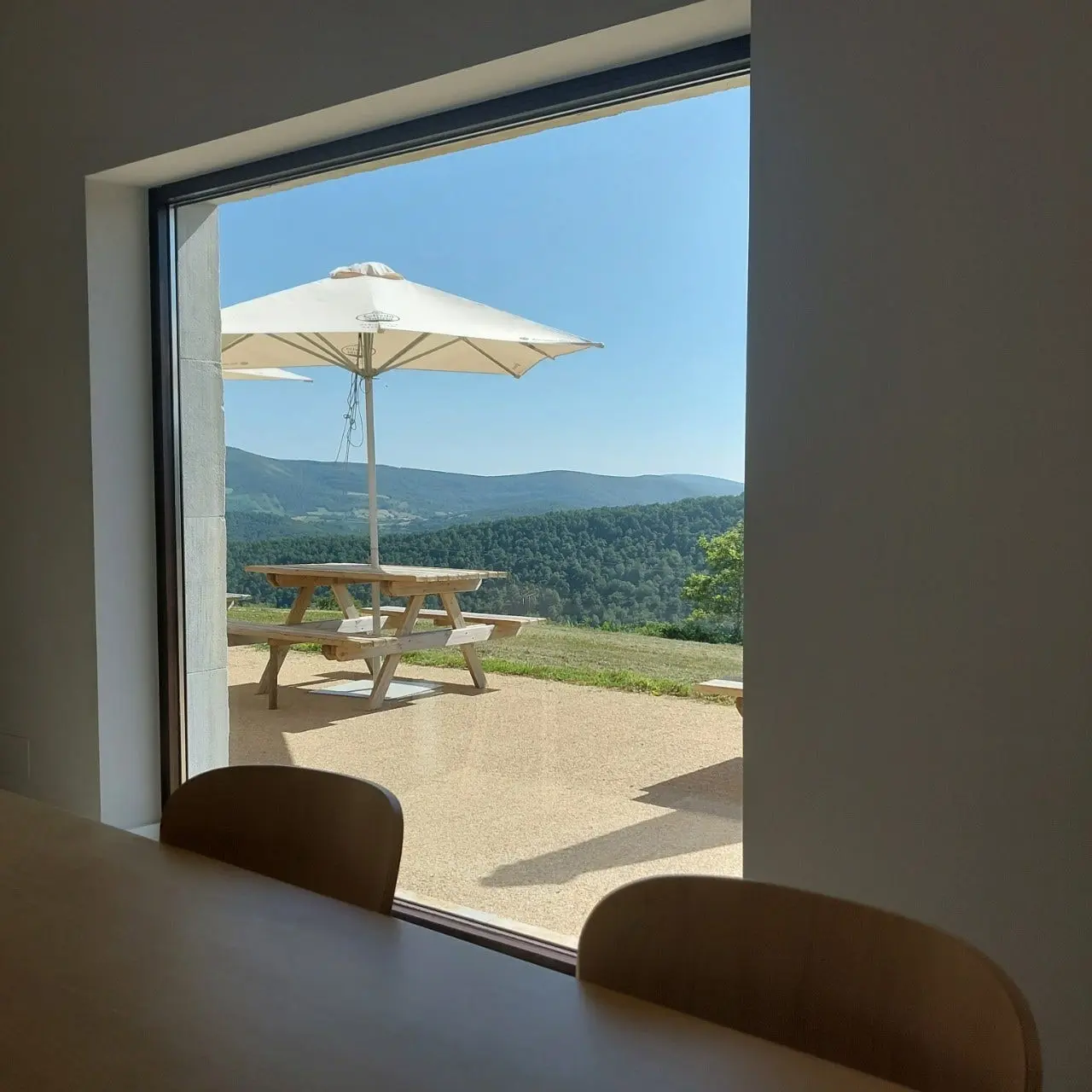 e_aa4Ud018svc966d5j6qhssu_bc1i52.jpg?type=e1920_std