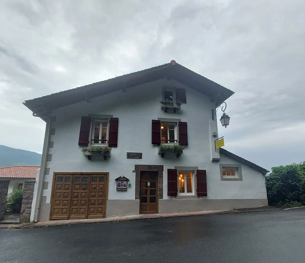 f_9h9Ud018svcpmwfd1n9mj55_bc1i52.jpg?type=e1920_std