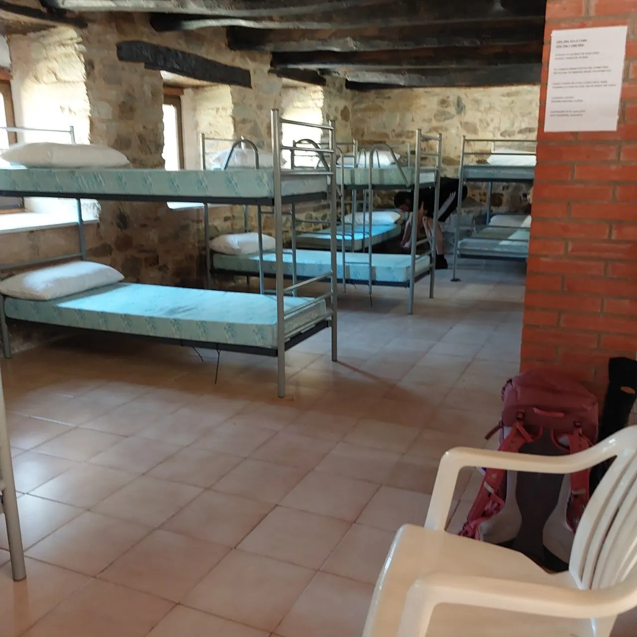 a_fa6Ud018svc1uxrrsykhaph8_bc1i52.jpg?type=e1920_std