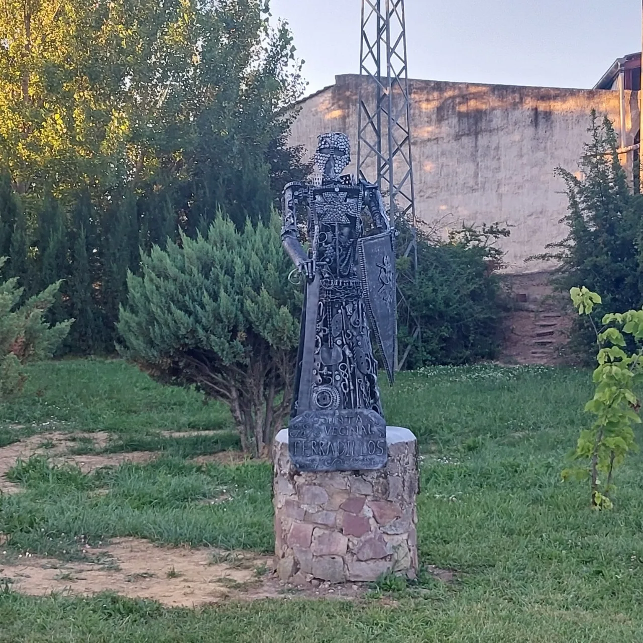 6_4bhUd018svc1jsrcz6h035va_bc1i52.jpg?type=e1920_std