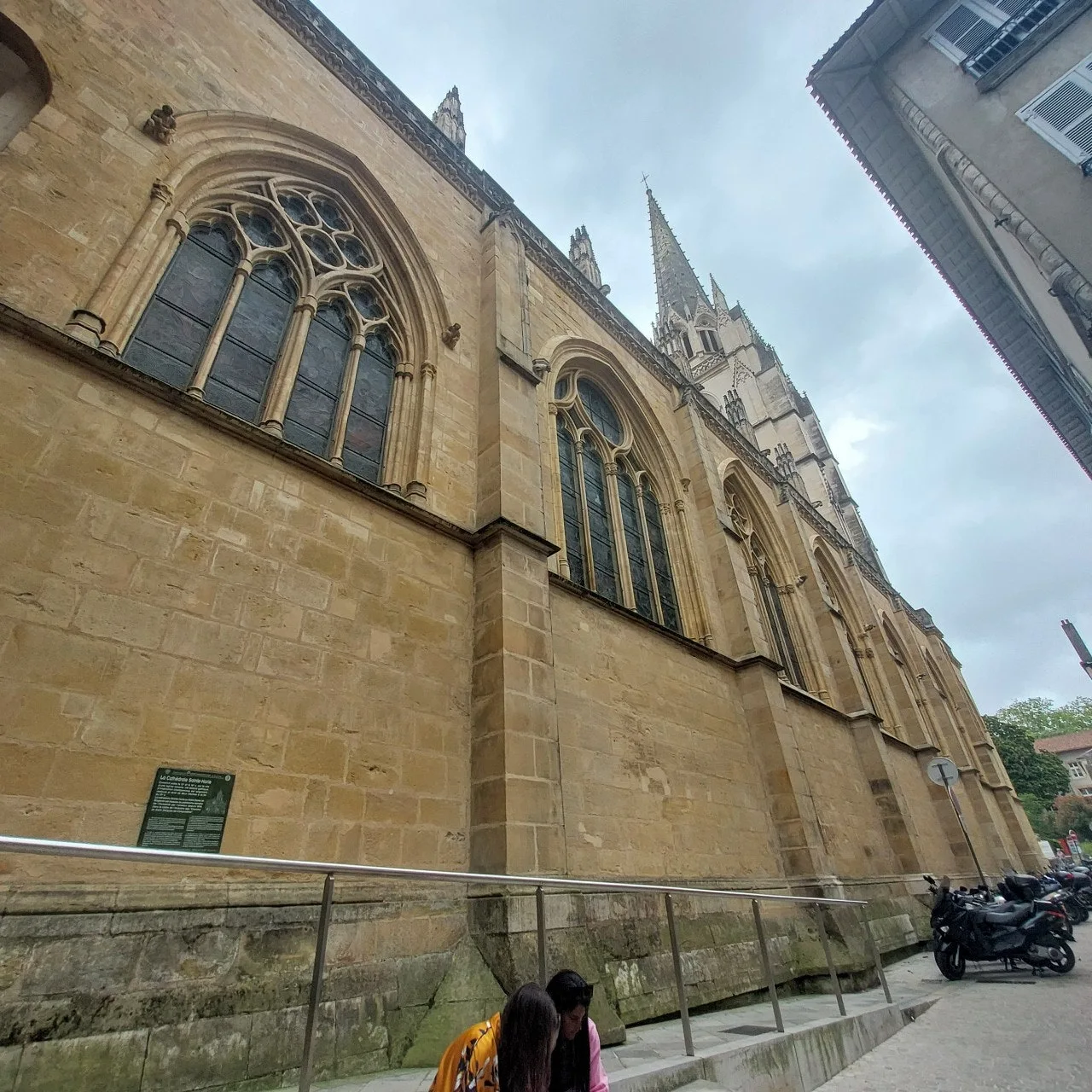 h_ch9Ud018svcqvb1g6whkpl_bc1i52.jpg?type=e1920_std