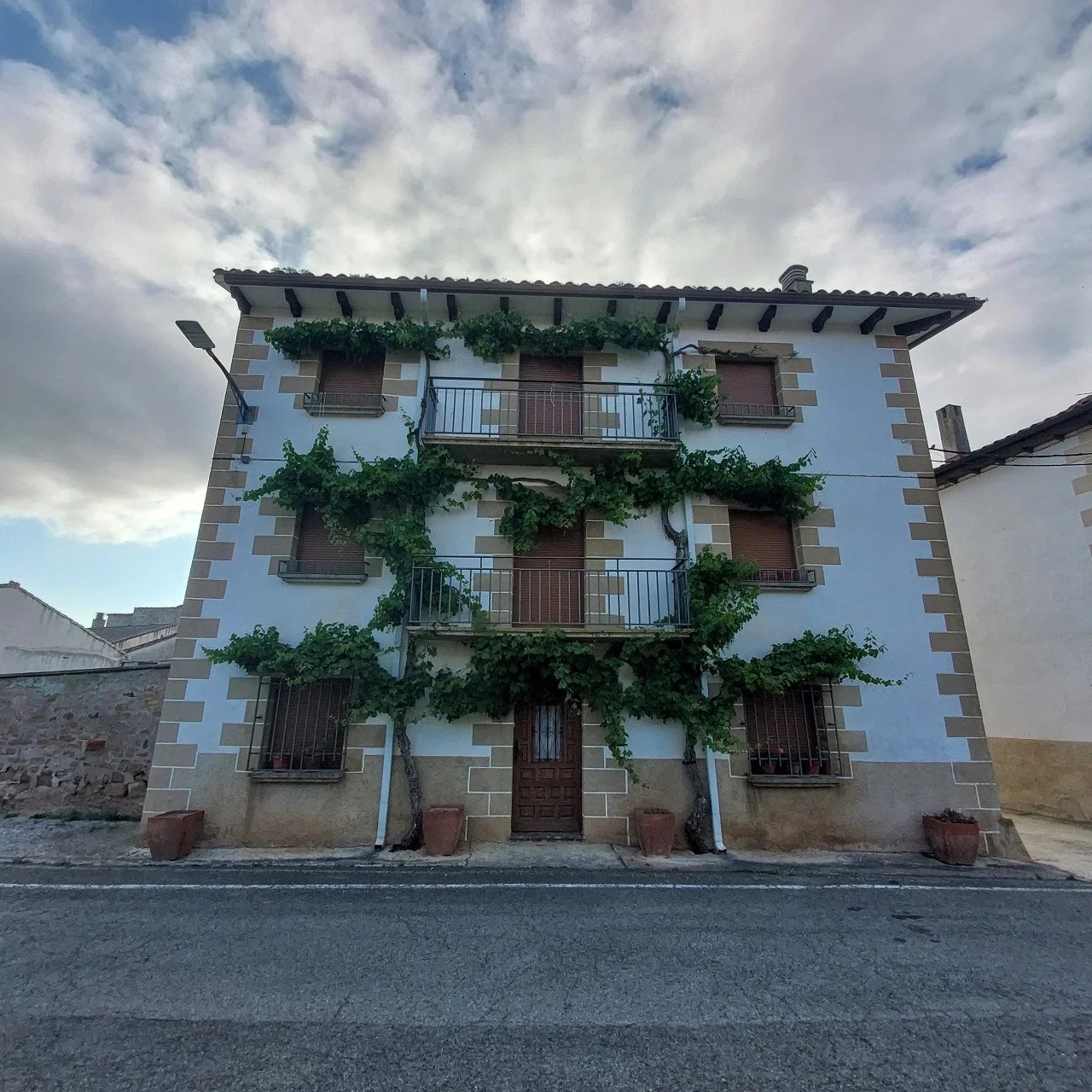 8_2e1Ud018svc1ou864k3ropox_bc1i52.jpg?type=e1920_std