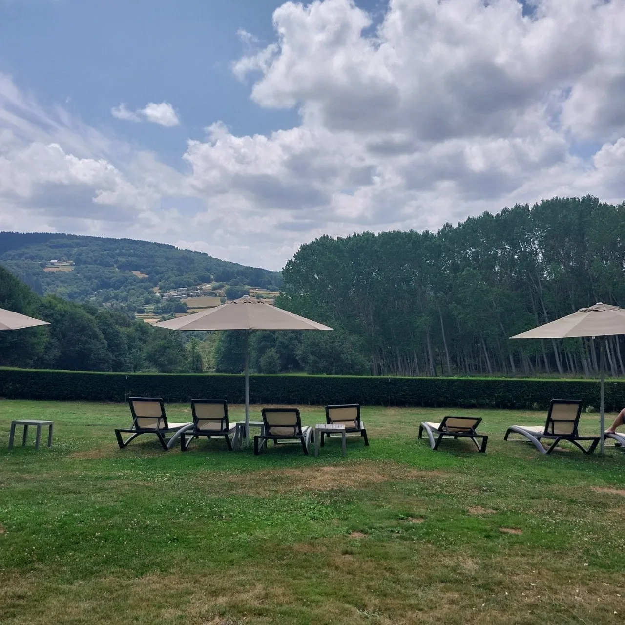 5_32cUd018svc1czllgsoycb00_bc1i52.jpg?type=e1920_std