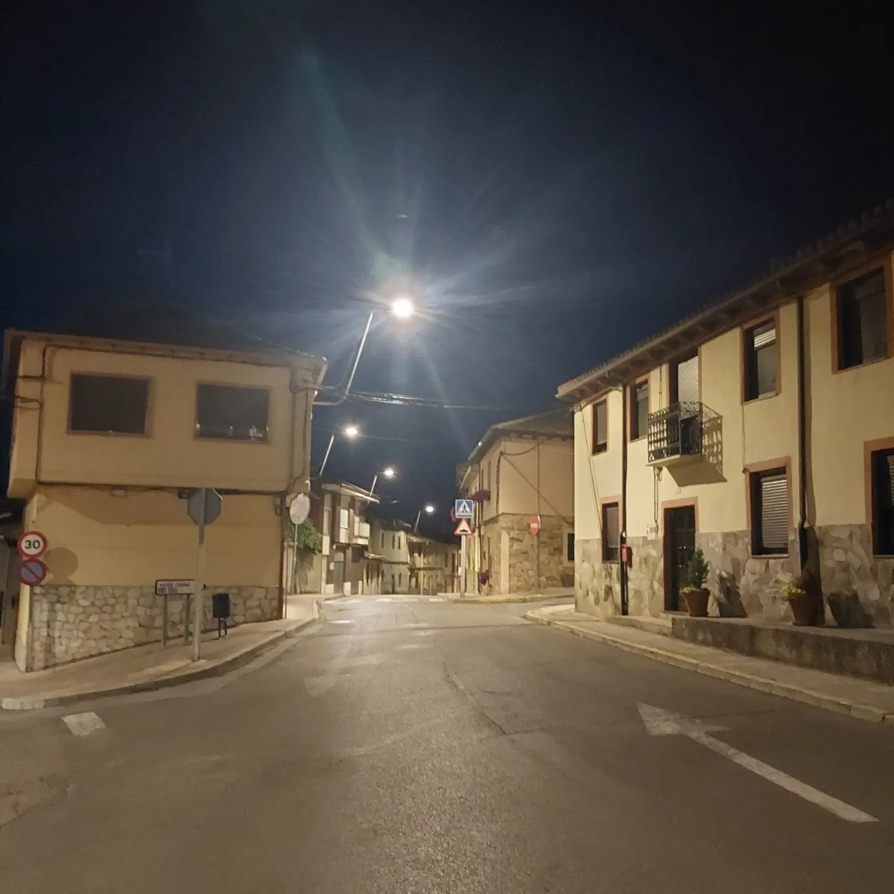 8_ja6Ud018svcicqh4dumlo84_bc1i52.jpg?type=e1920_std