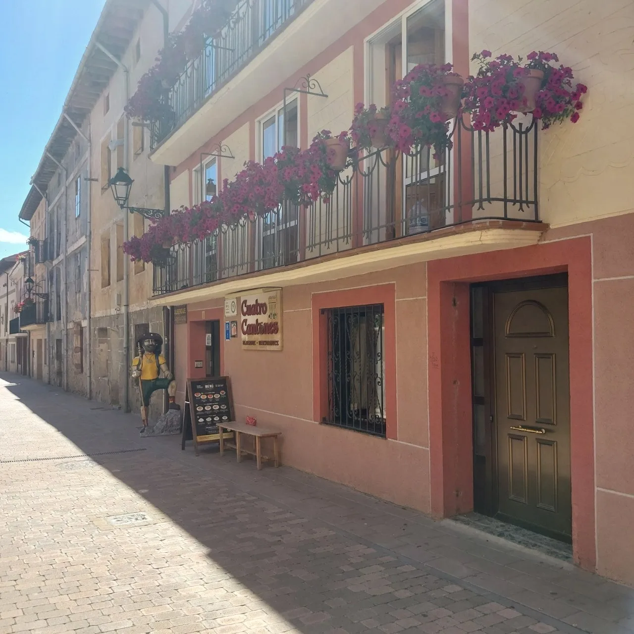 9_h3iUd018svc13rvamrklbbcc_bc1i52.jpg?type=e1920_std