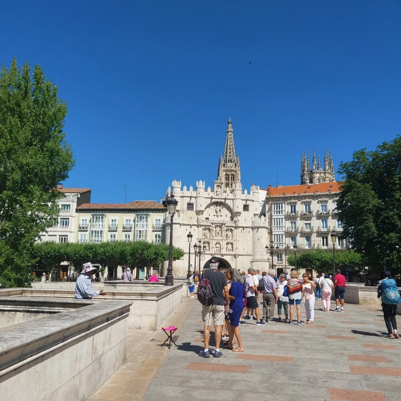 a_8faUd018svc9y8nnmjokp1_bc1i52.jpg?type=e1920_std