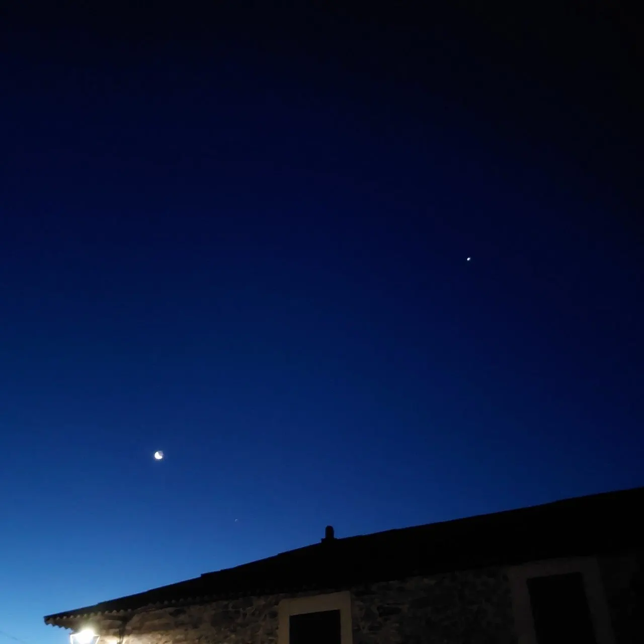 5_c5bUd018svctm75pmhkjx1a_bc1i52.jpg?type=e1920_std