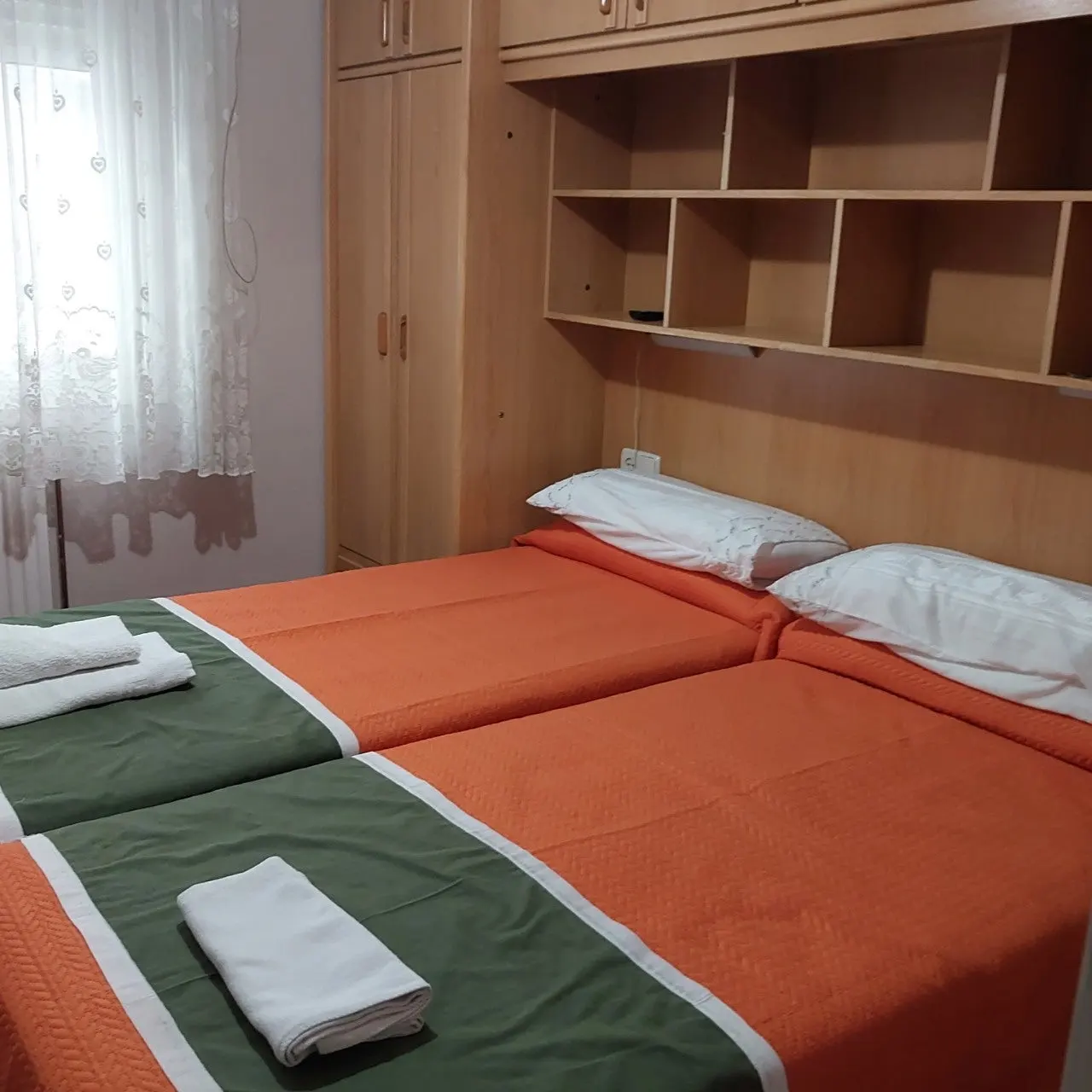 b_04gUd018svc1d91ry8ja8twz_bc1i52.jpg?type=e1920_std