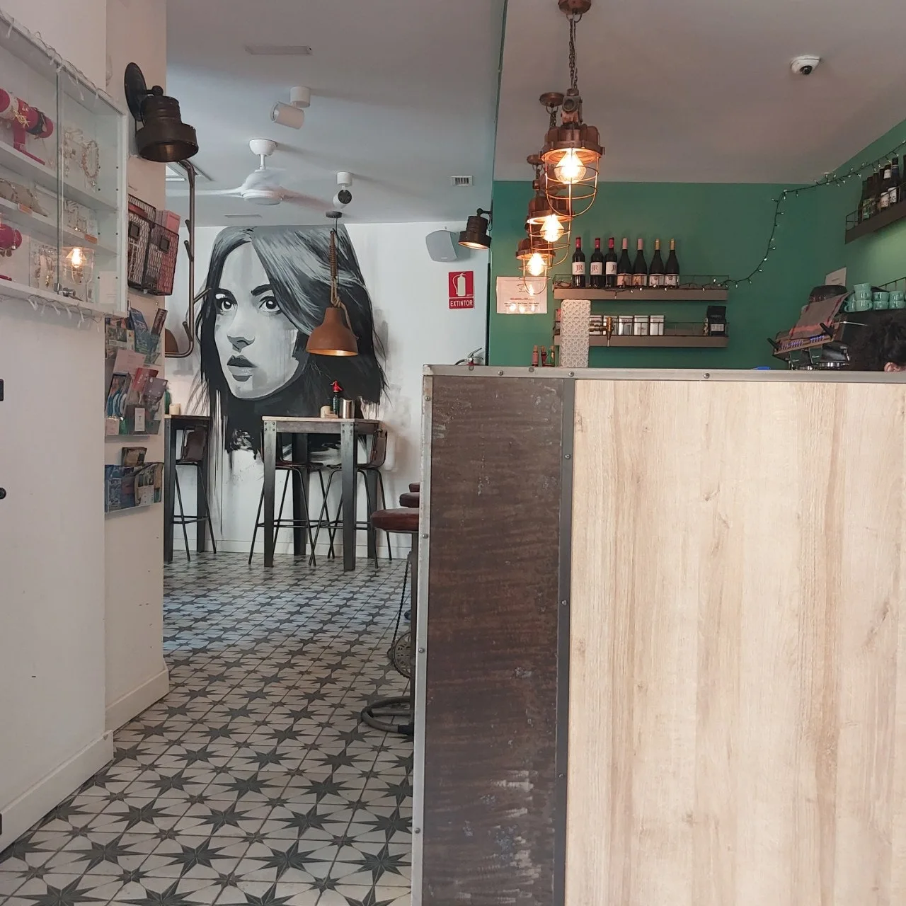 6_376Ud018svc1jb36csmnuv2z_bc1i52.jpg?type=e1920_std