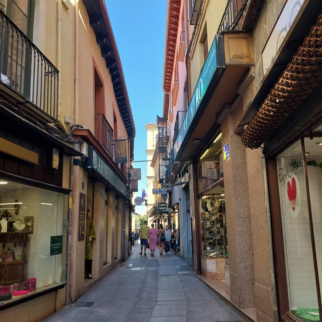 g_62iUd018svc1k2zmtk87ilh3_bc1i52.jpg?type=e1920_std