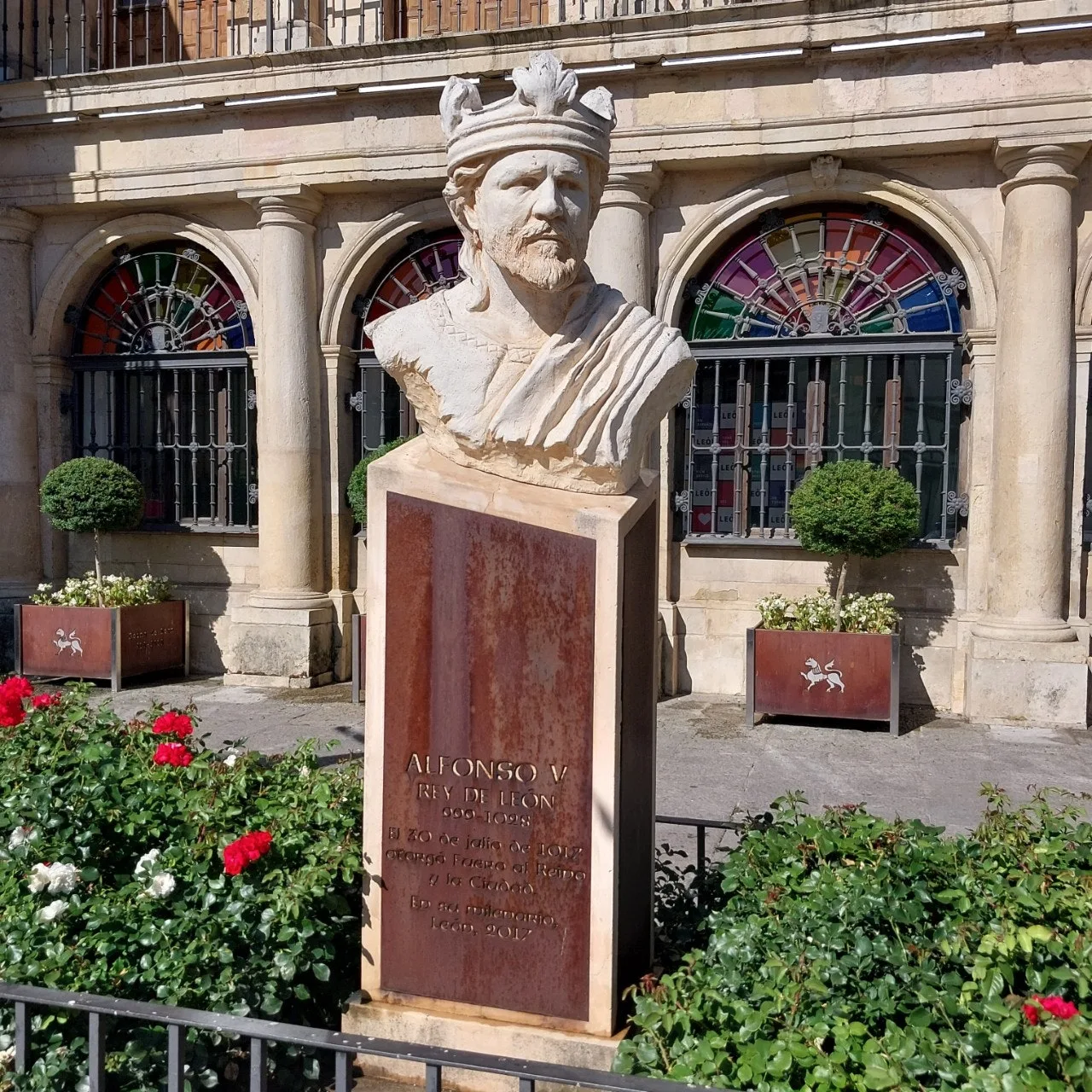 4_790Ud018svc1jode3htu4tsa_bc1i52.jpg?type=e1920_std