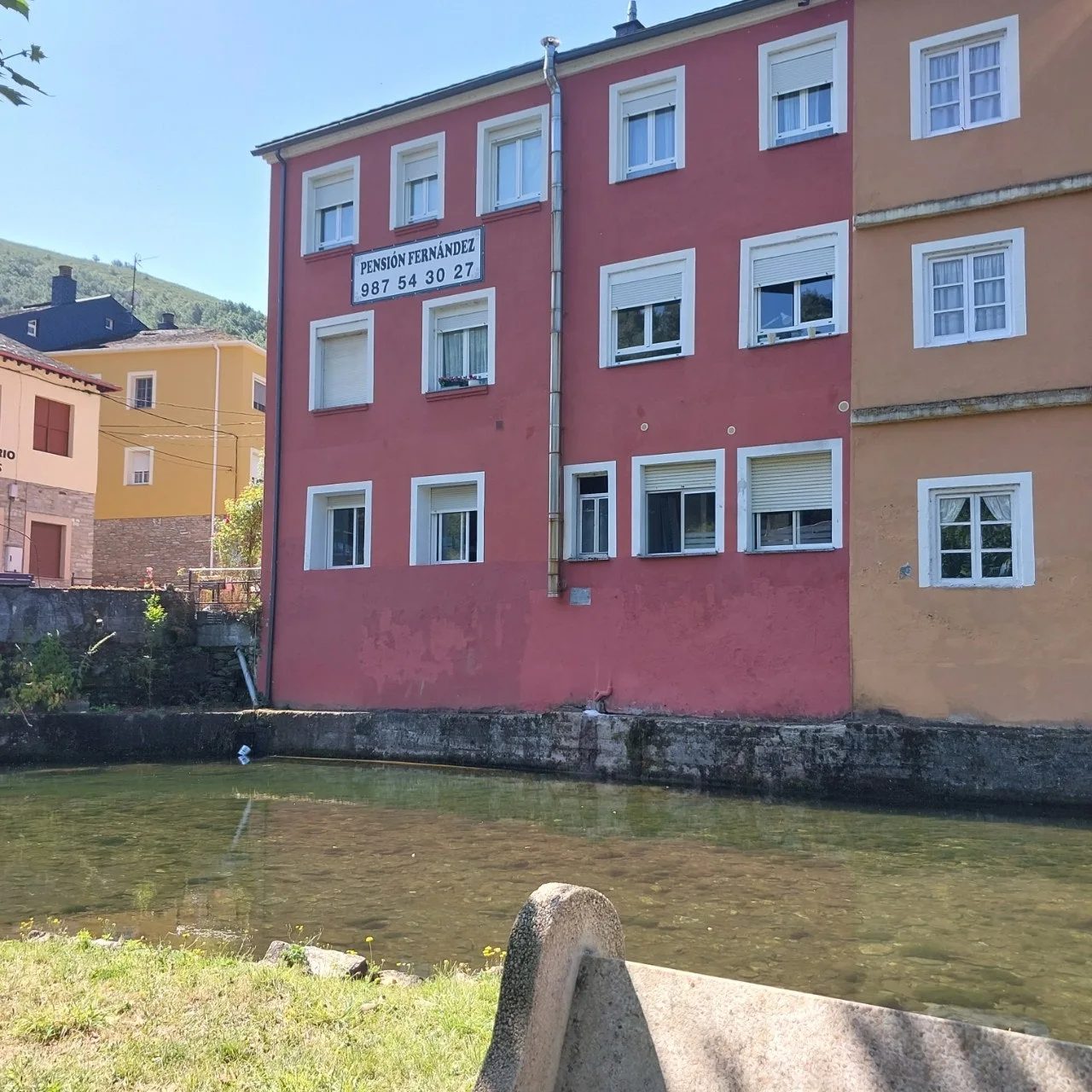 g_fa4Ud018svc269uyuc4cu2i_bc1i52.jpg?type=e1920_std