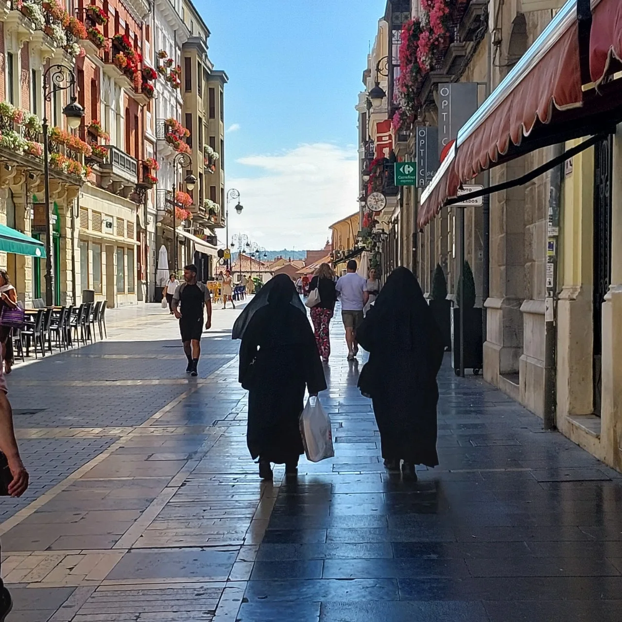 j_g91Ud018svccawzbudogf3e_bc1i52.jpg?type=e1920_std