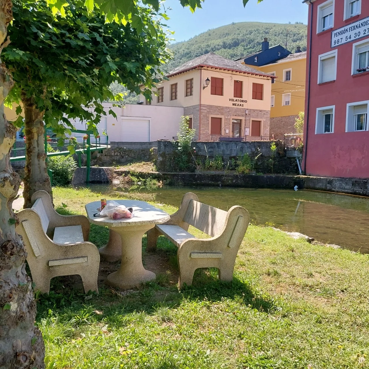 f_h13Ud018svccy7o9zvictds_bc1i52.jpg?type=e1920_std