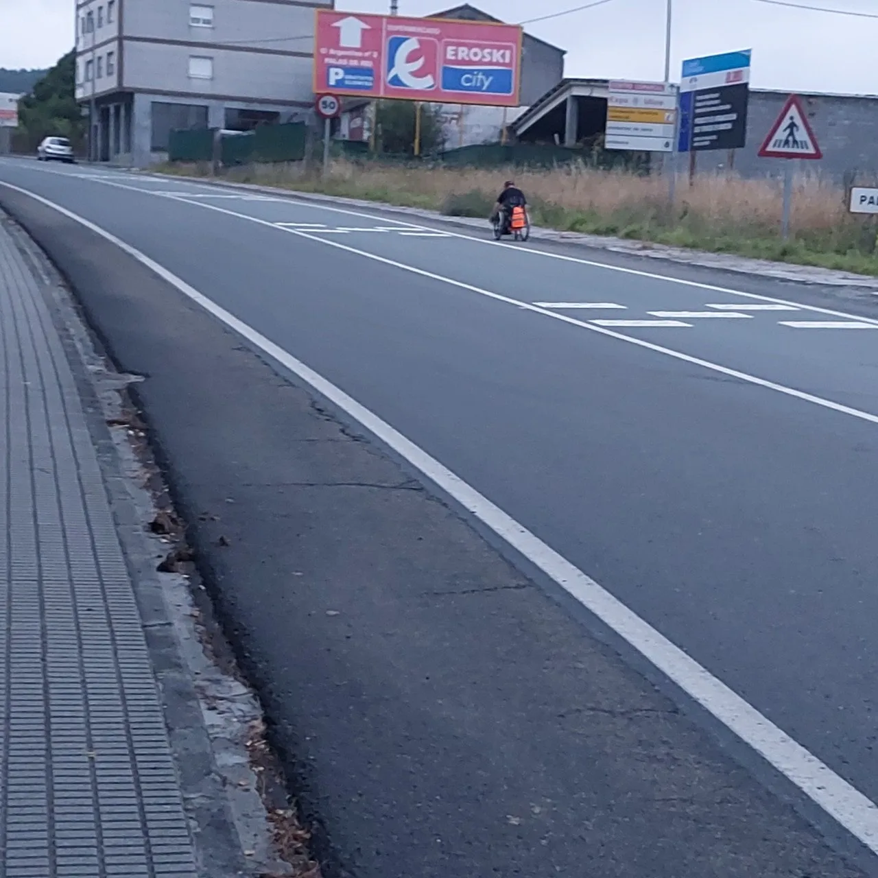 h_15jUd018svczeaa294332hr_bc1i52.jpg?type=e1920_std