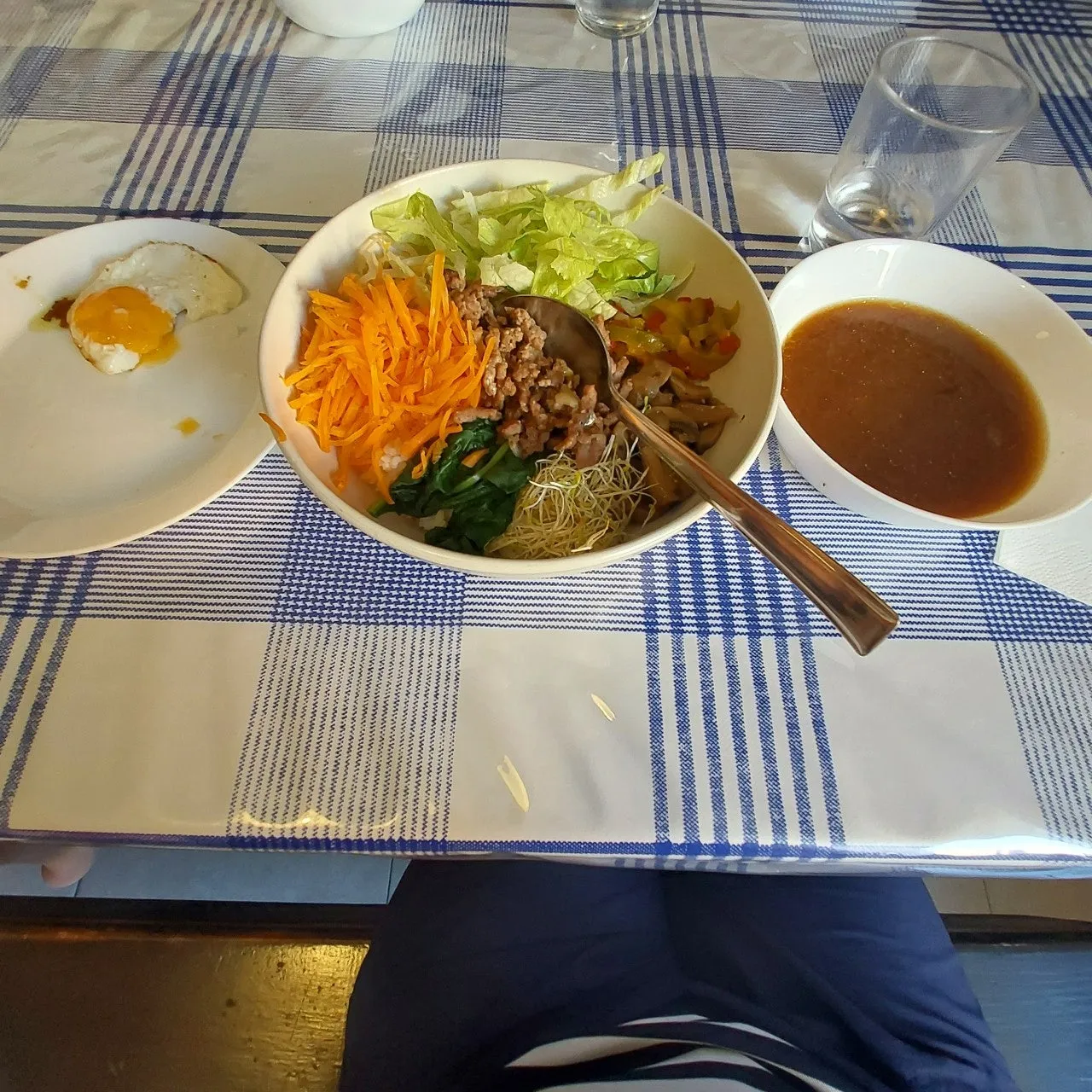 e_i86Ud018svcy9hroynvdx2p_bc1i52.jpg?type=e1920_std