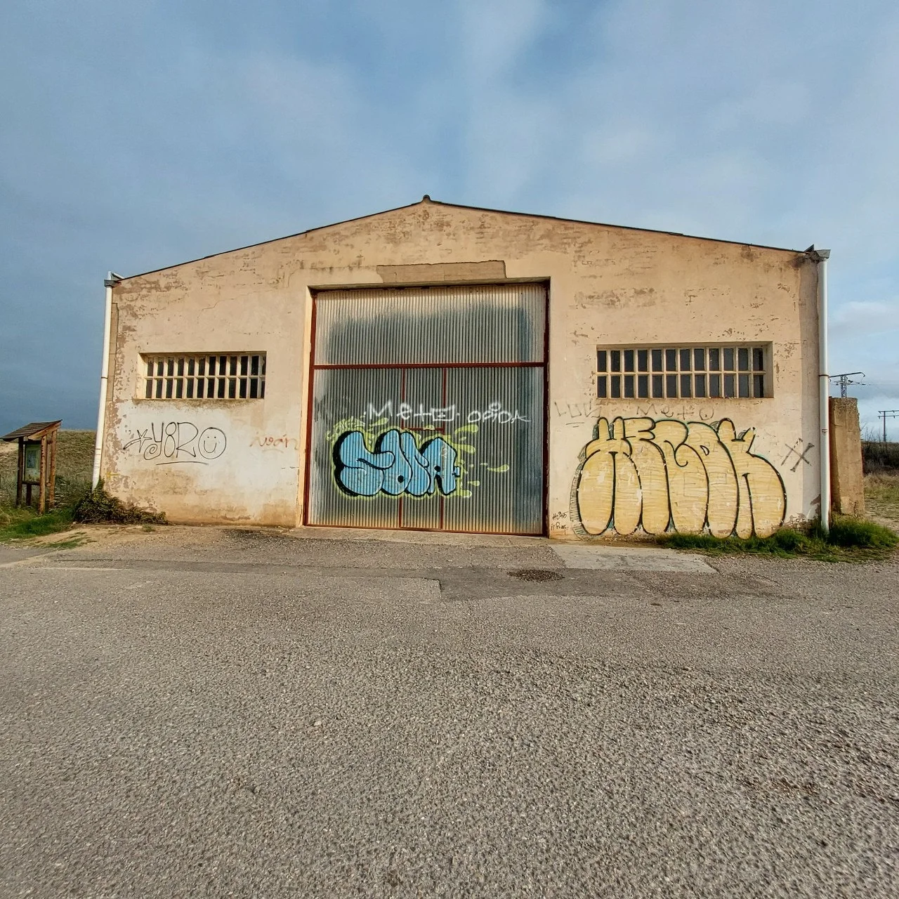 a_276Ud018svc1myxfbqmysq4g_bc1i52.jpg?type=e1920_std