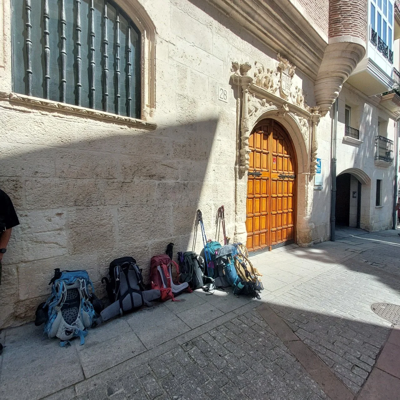 6_0faUd018svc1hmsch8ri7irv_bc1i52.jpg?type=e1920_std