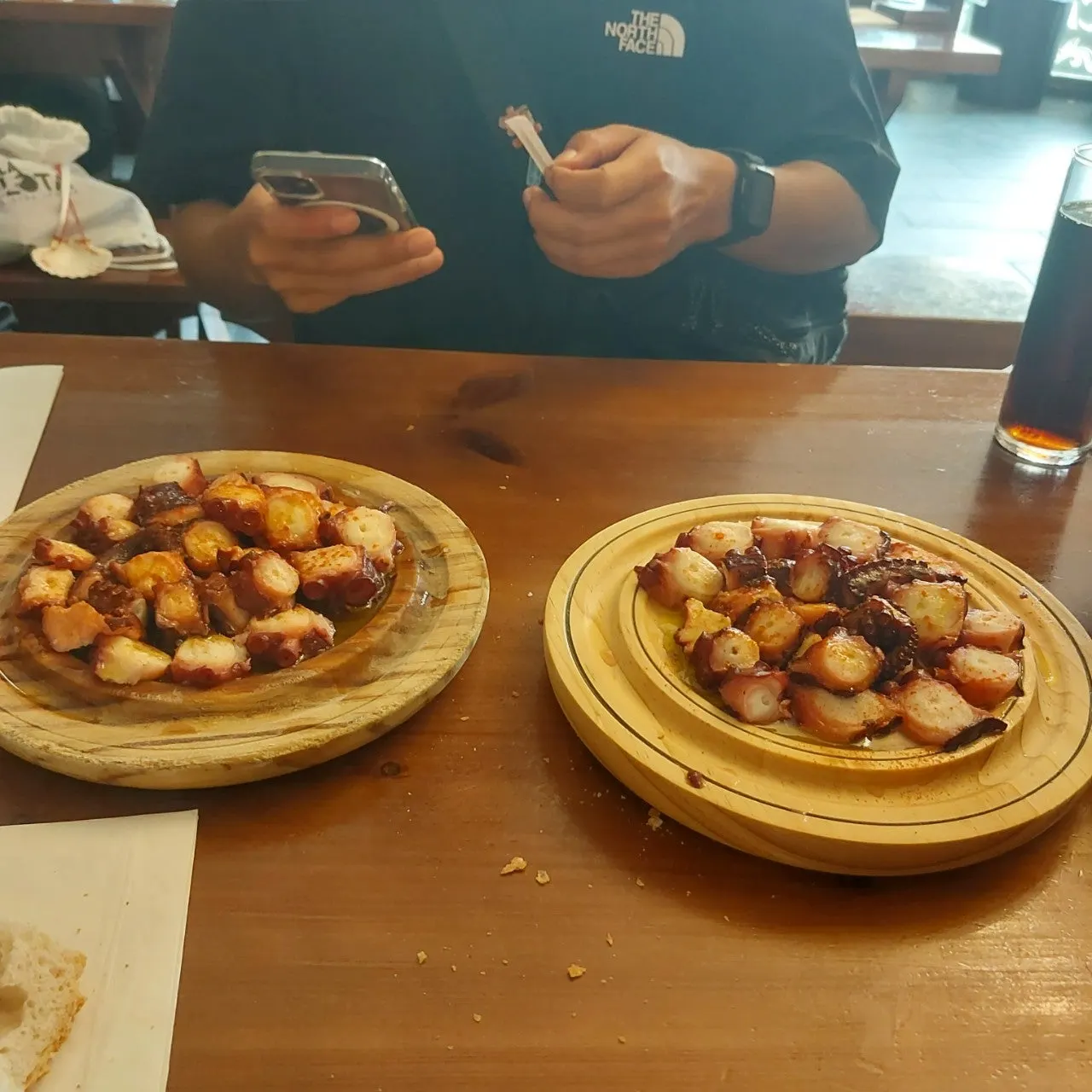 g_h5jUd018svclkhoxqixlt9a_bc1i52.jpg?type=e1920_std