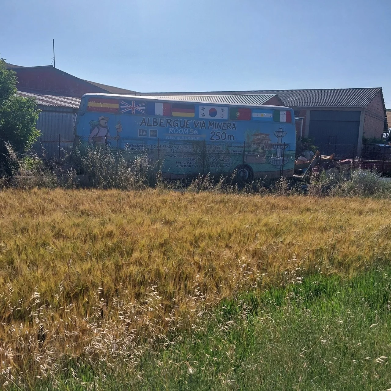 a_1faUd018svc1dksfoi584oiv_bc1i52.jpg?type=e1920_std