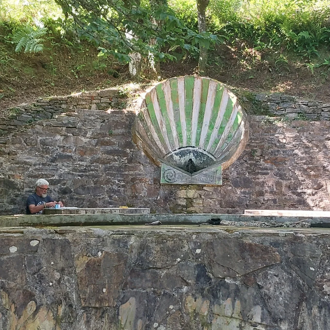 9_gi6Ud018svc1jk0yxmpl886l_bc1i52.jpg?type=e1920_std