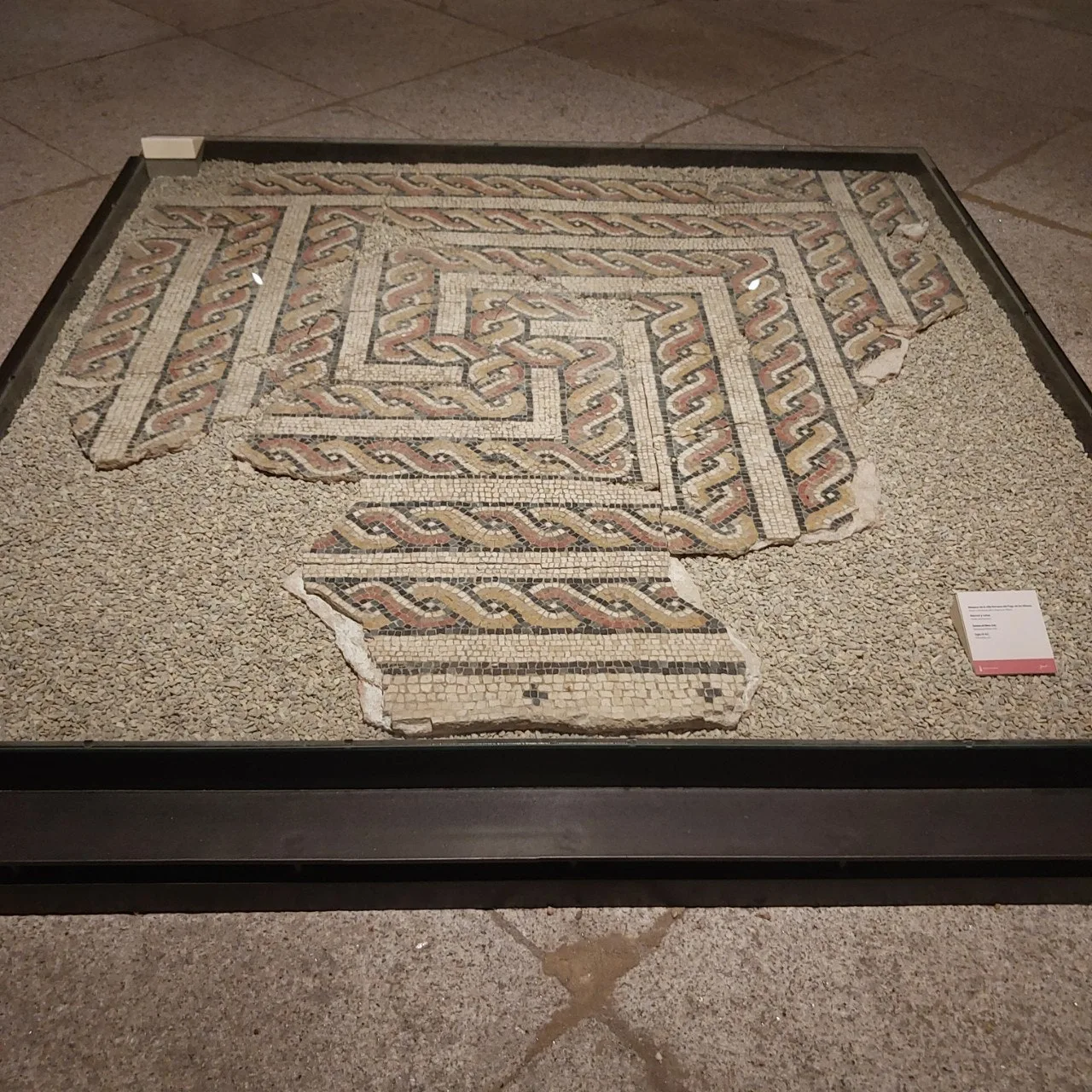 5_j90Ud018svco7d79i142g95_bc1i52.jpg?type=e1920_std