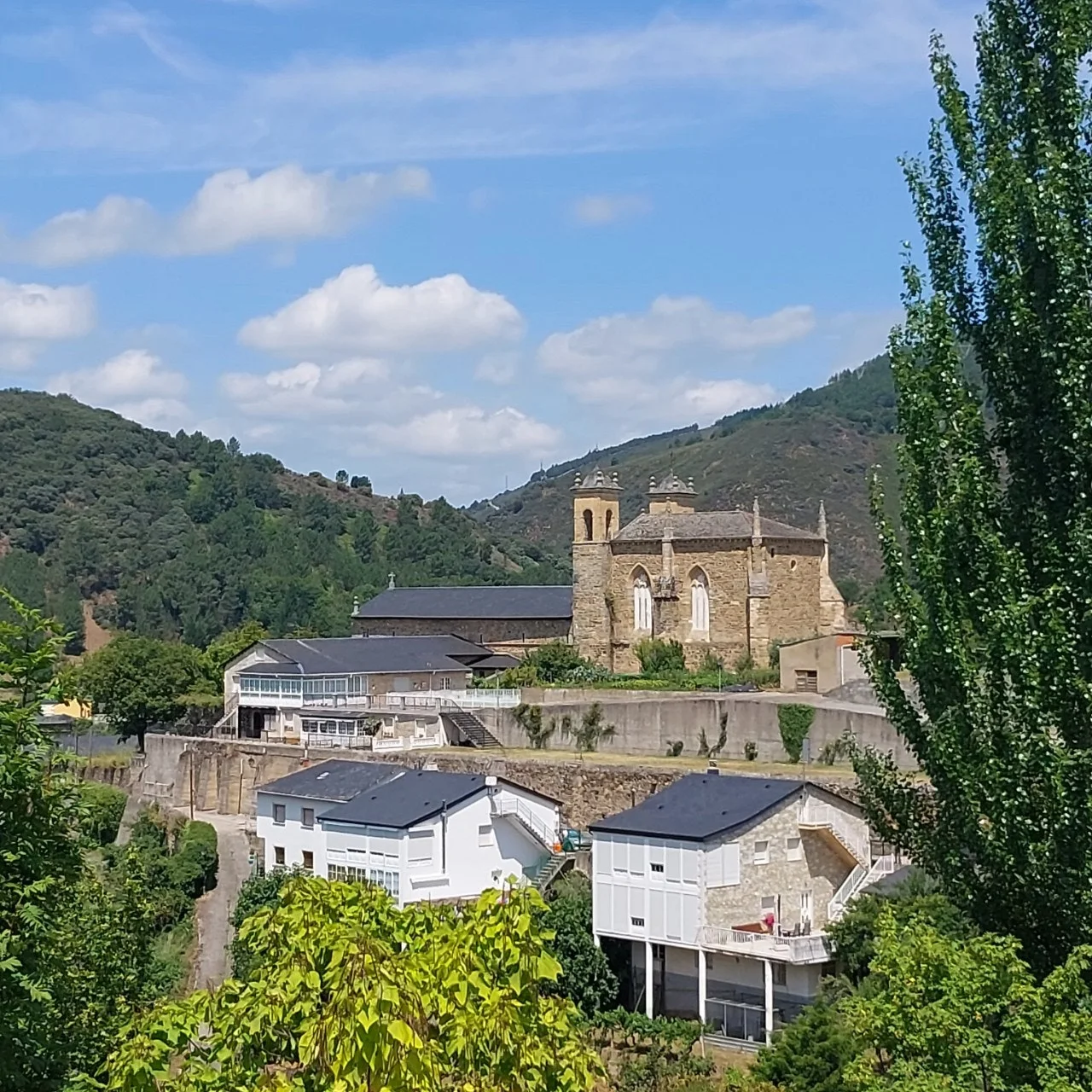 j_6h4Ud018svc1ddowictdt4ym_bc1i52.jpg?type=e1920_std