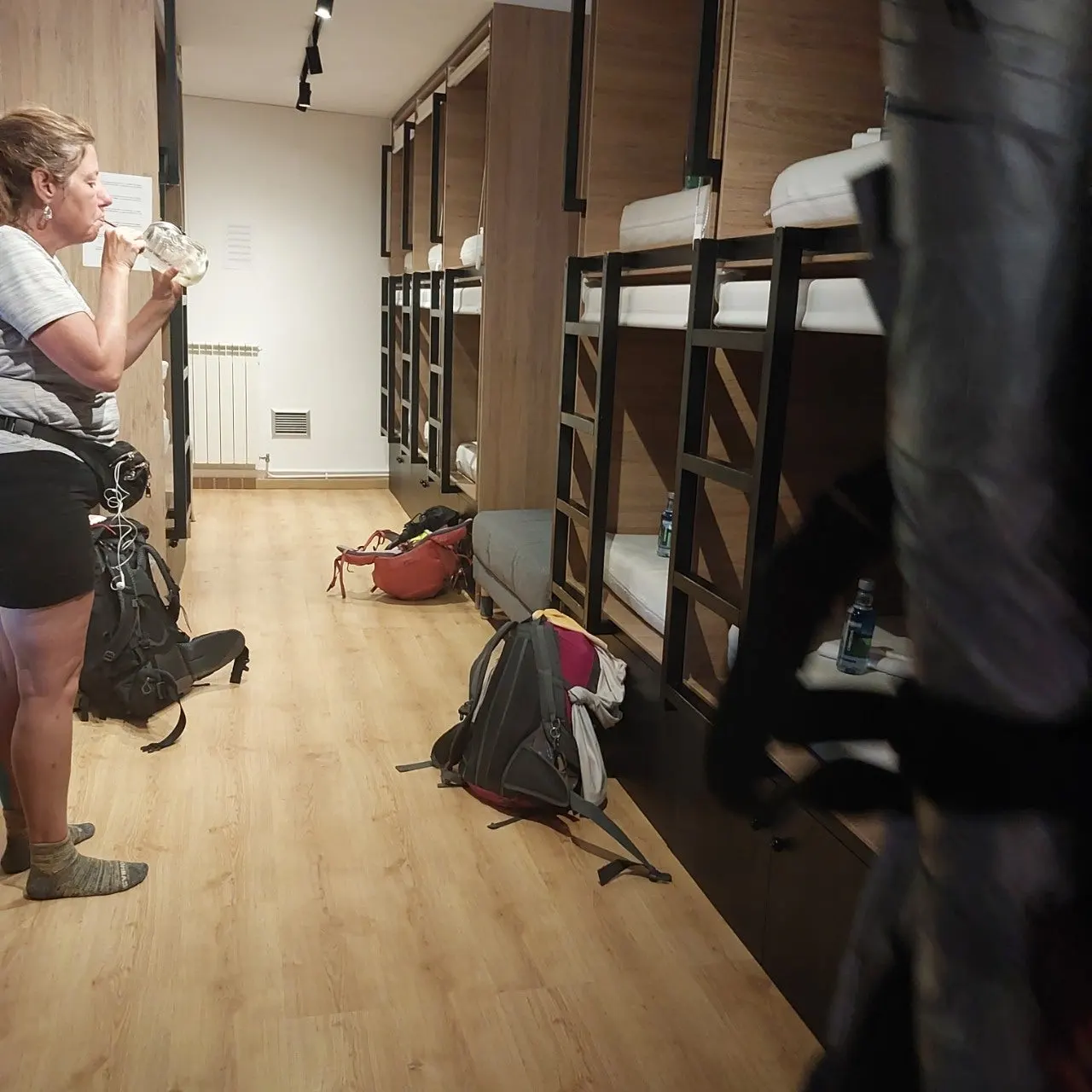 7_8b4Ud018svcep86c11h39dh_bc1i52.jpg?type=e1920_std