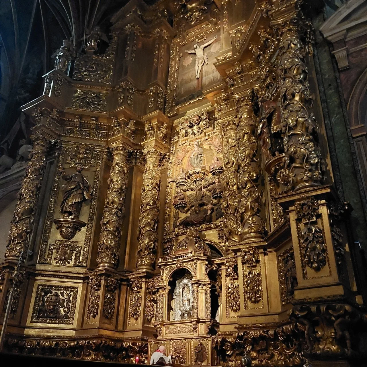 h_1cfUd018svc1j40ap4u0qoqz_bc1i52.jpg?type=e1920_std