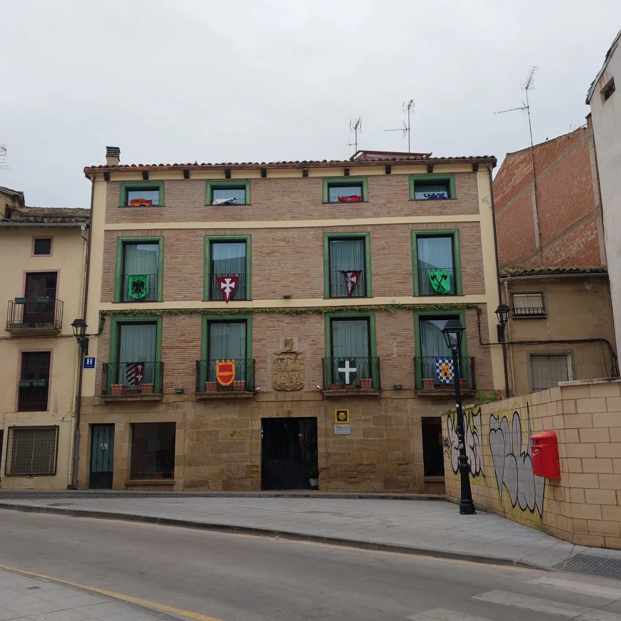 g_43cUd018svcr016742ao2zg_bc1i52.jpg?type=e1920_std