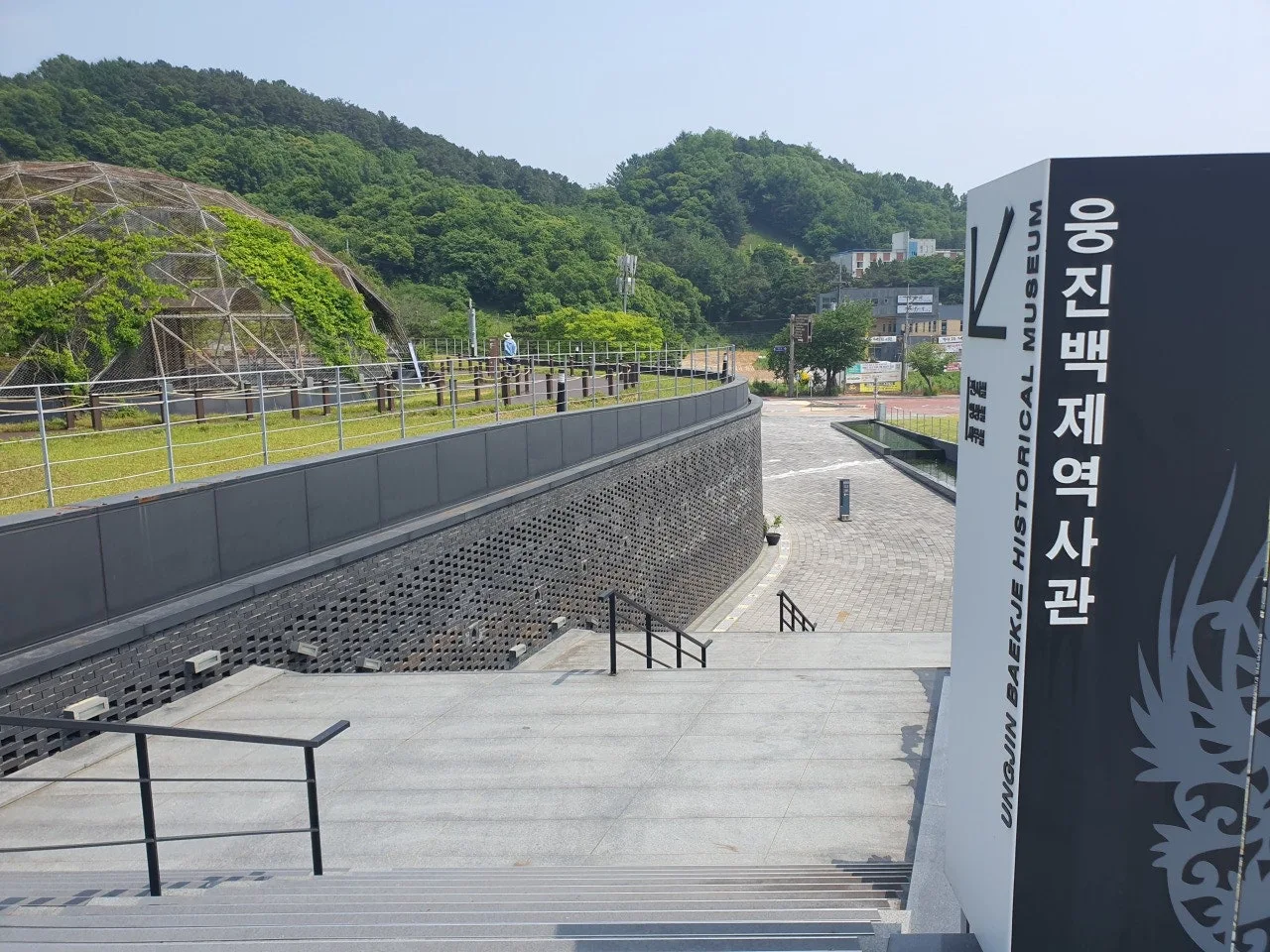 3472594408612115536.jfif