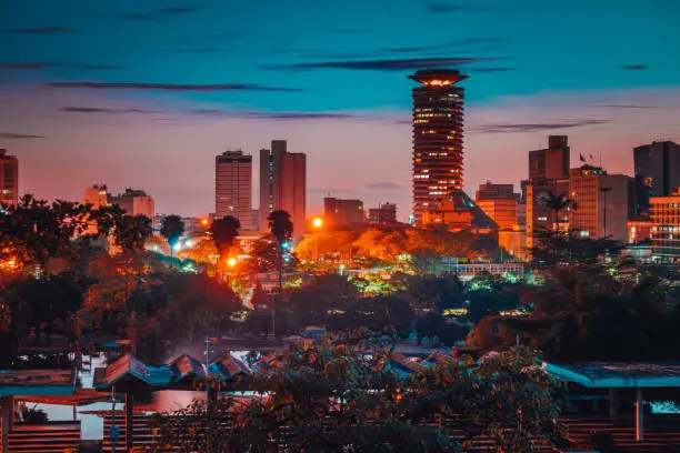 nairobi-kenya.jpg?s=612x612&w=0&k=20&c=xwCQ441cTHFBTZpb8ihvVwqqtTZjmees1C3xdJc_nfw=