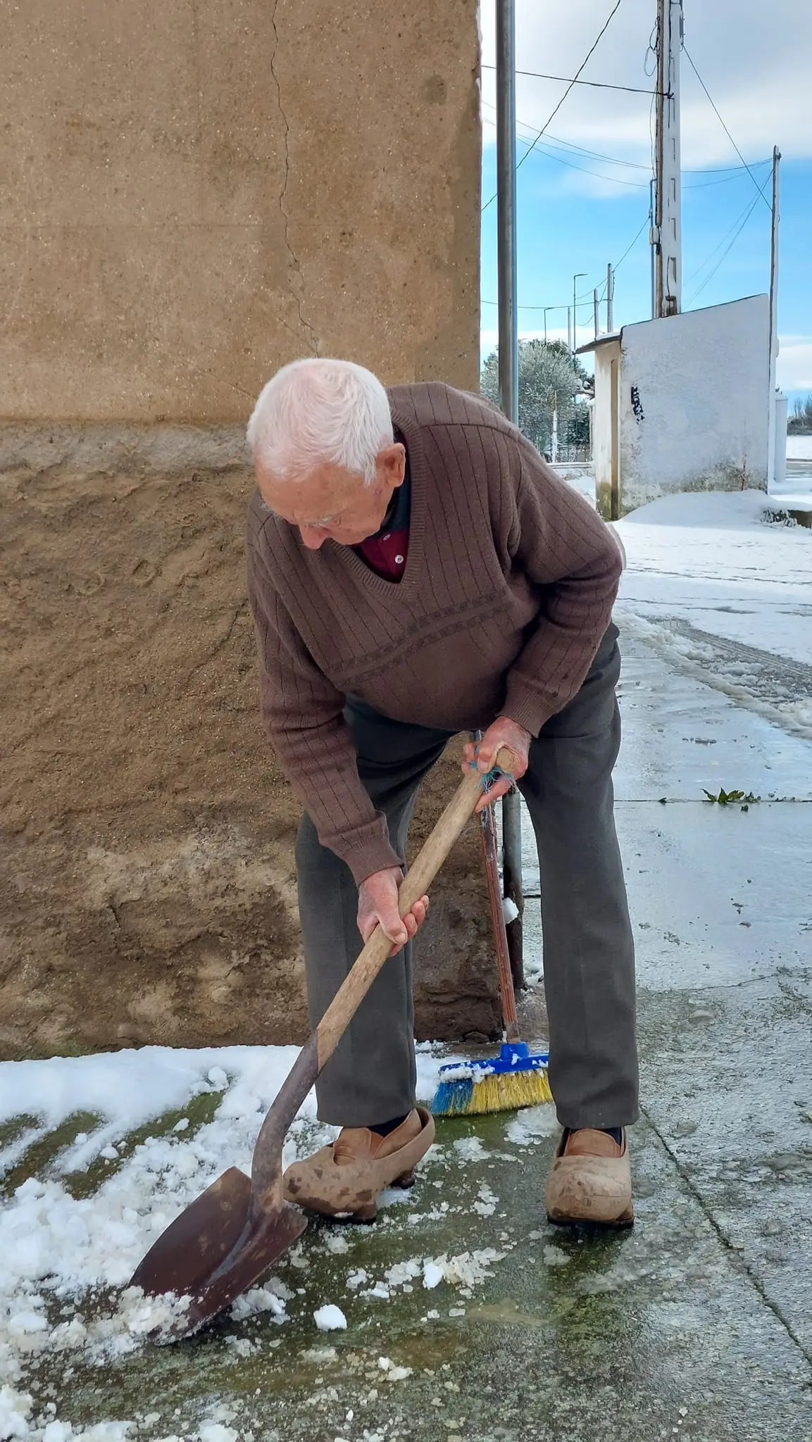 325911086_2123568974672152_1570011518555318357_n.jpg?_nc_cat=108&ccb=1-7&_nc_sid=5614bc&_nc_ohc=F5csQW6NK9gAX8a4Ehd&_nc_ht=scontent-ssn1-1.xx&oh=00_AfDtuygygkaKfitJ5s1Wz-liy8y5xawD0_clAnHyMaj0yw&oe=64F567D4